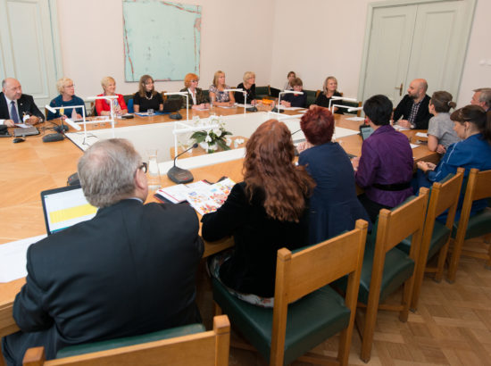 Eesti Lasteaednike Liit annab üle kollektiivse pöördumise Riigikogule